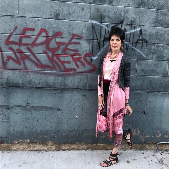 Meet your Posher, Wendy - Picture 6 of 6